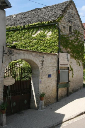 Отель La Vallée Du Serein  Анне-Сюр-Серен